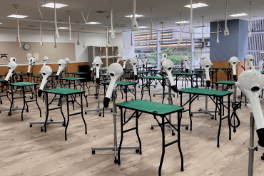 プロ仕様の実習室