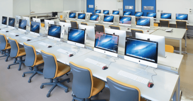 パソコン実習室